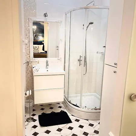 Marcel Old Town Apartamento *